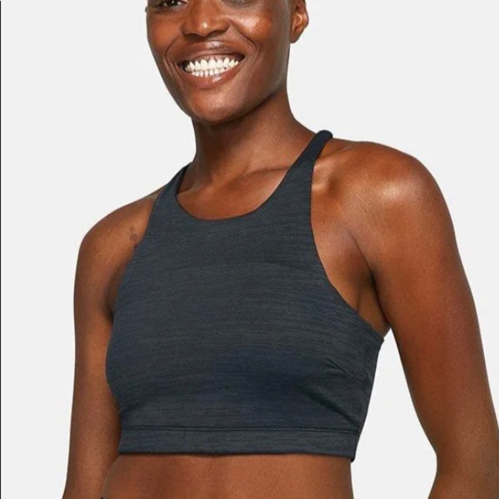 Move Free crop top. Size small. Worn once. Like new.